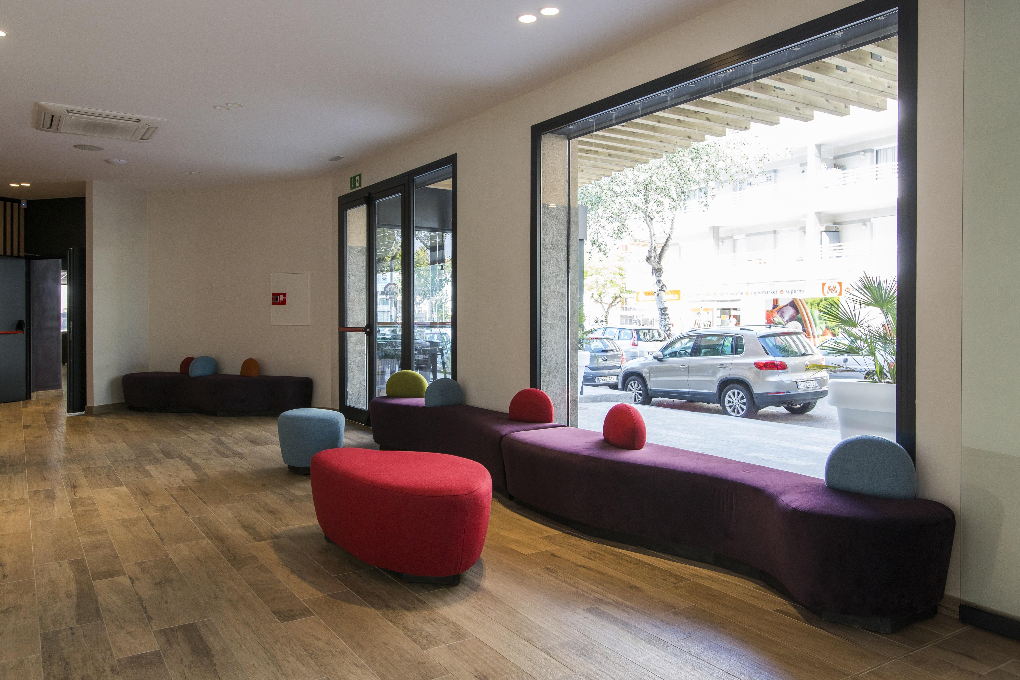 California Apartments Salou Luaran gambar