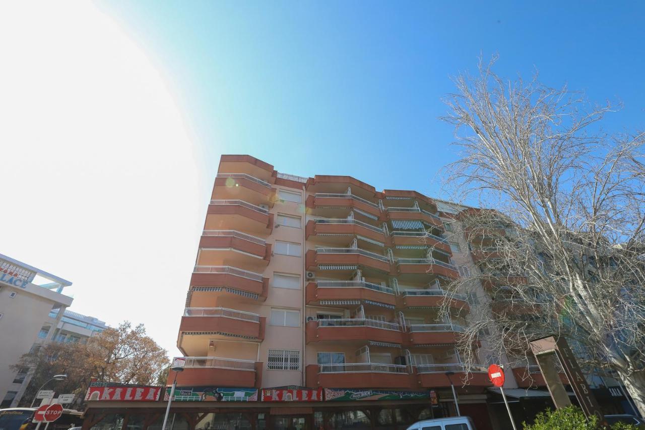 California Apartments Salou Luaran gambar